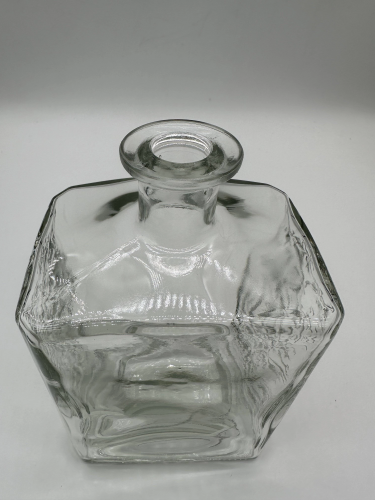 Бутылка «КВАДРО» с эмбоссингом 1.0 л. фото 9