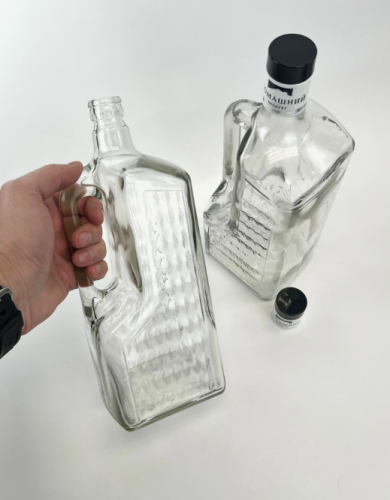 Бутылка штоф - графин 1,5 литра с ручкой фото 2 Бутылка штоф - графин 1,5 литра с ручкой фото 2
